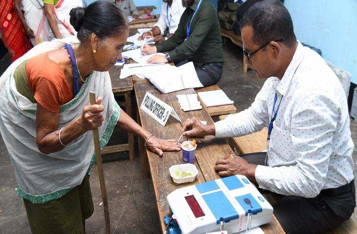 Kampur असम में आखिरी चरण में 75 फीसदी से ज्यादा मतदान