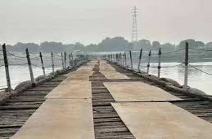  बिहार-उत्तर प्रदेश को जोड़ने वाला पीपा पुल तीन टुकड़ों में बंटा, रेल यातायात पर कहां पड़ा असर