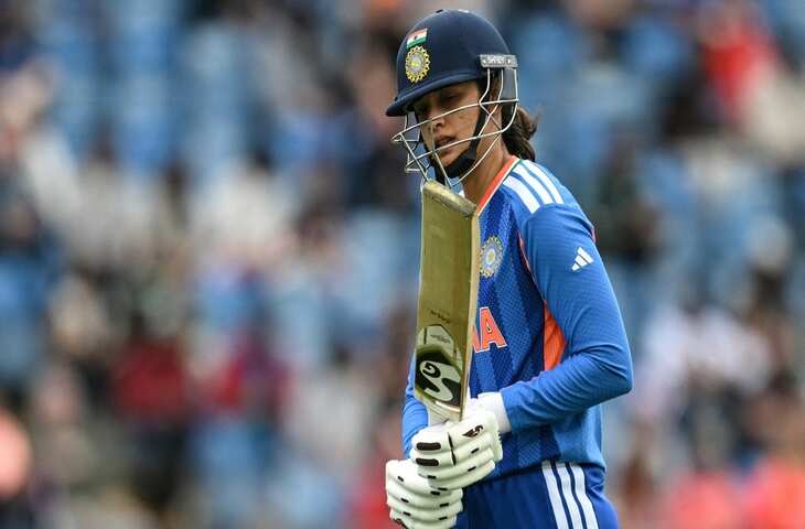BCCI का बड़ा फैसला: हरमनप्रीत ने छोड़ी कप्तानी, स्मृति मंधाना के हाथों में आ सकती है टीम इंडिया की कमान