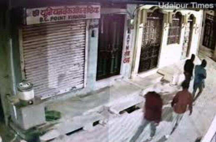 वीडियो में देंखे उदयपुर में थाने के पास ज्वेलरी शॉप में 1.80 करोड़ की चोरी, व्यापारियों में आक्रोश