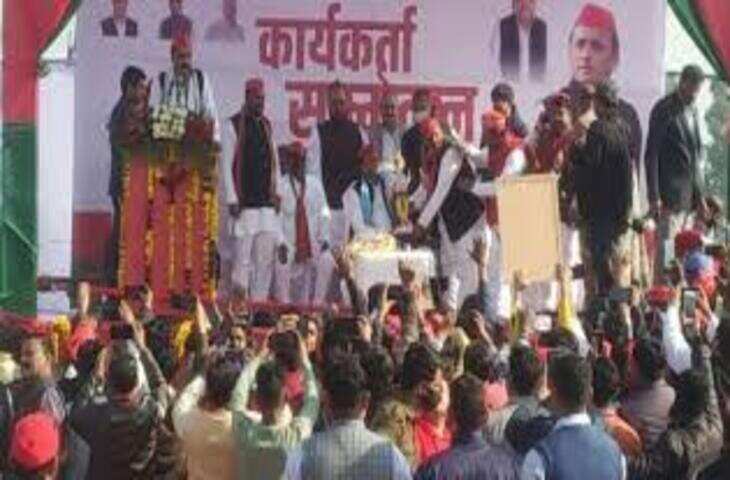 नेताओं के दौरे पर भड़का जनता का गुस्सा, वैशाली में पासवान को &lsquo;लापता&rsquo; बताकर लगाया 15 हजार का इनाम