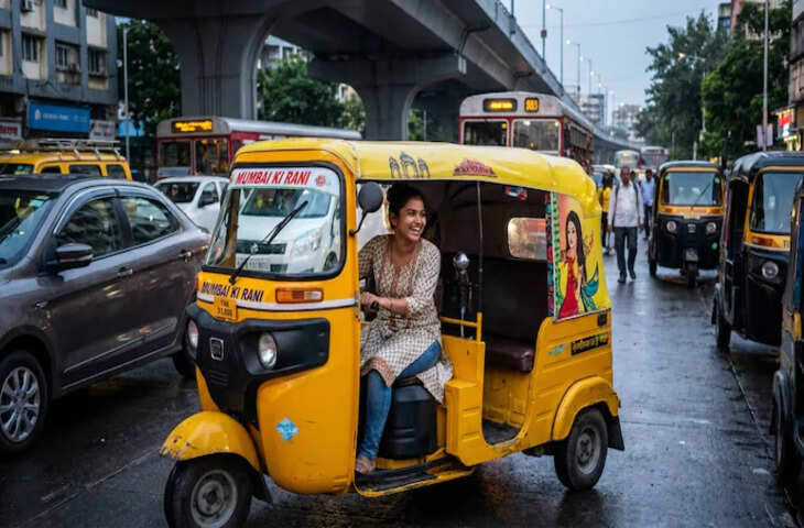 बेंगलुरु में IT प्रोफेशनल महिला चला रही ऑटो, फर्राटेदार अंग्रेजी सुन कस्टमर बोला- इस कहानी ने तो दिल छू लिया
