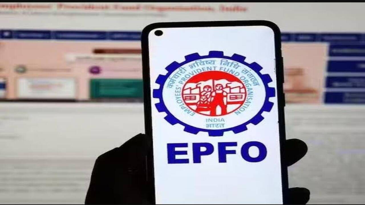 PF अकाउंट होल्डर्स के लिए बड़ी चेतावनी! इस एक गलती की वजह से अटक सकता है आपका क्लेम, जानें पूरी डिटेल