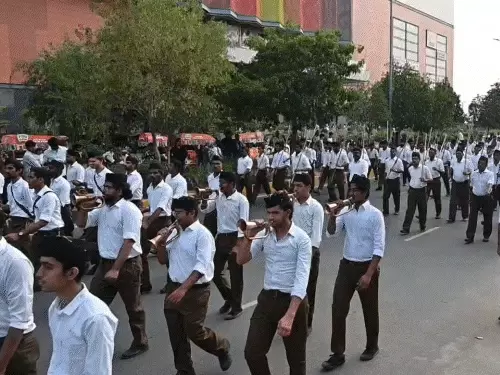 जयपुर में RSS के शताब्दी वर्ष पर &lsquo;उद्भव 2026&rsquo; पथ संचलन, मानसरोवर में स्वयंसेवकों ने दिया एकता का संदेश