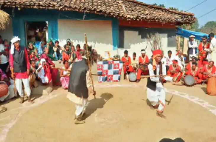 सीधी के बकबा गांव में घटा पलायन, अब 20 फीसदी लोग ही बाहर जा रहे