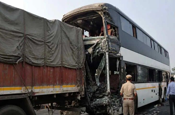 गंगा एक्सप्रेसवे पर लगातार हादसे, दर्जनों घायल, सुरक्षा व्यवस्था पर उठे सवाल