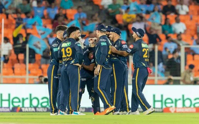 "gt====111" "srh--1--1-11111111" "srh--1--1-11111" "srh--1--1-111"