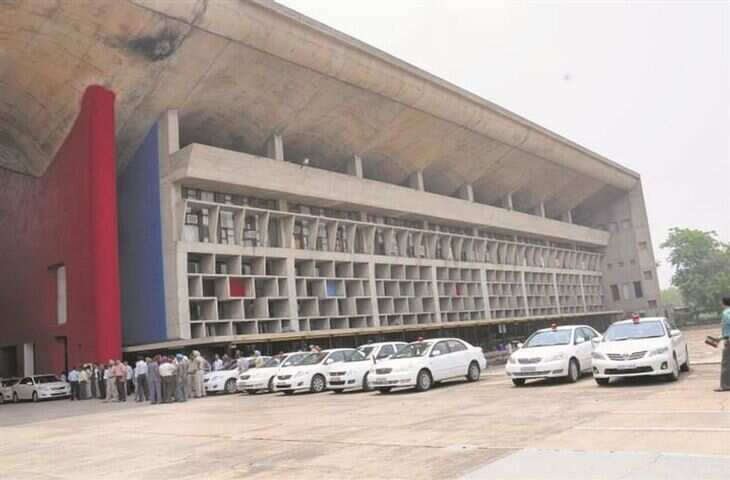 हरियाणा सरकार को 30 अगस्त तक कर्मचारियों का बकाया वेतन देने का निर्देश, शीर्ष अधिकारियों का वेतन रोकने की चेतावनी