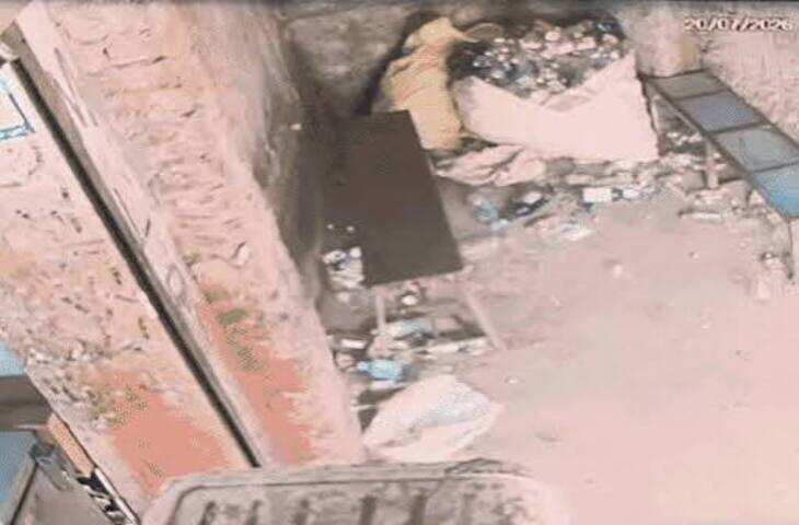 अलवर में लेपर्ड की दस्तक से दहशत: कुत्तों का शिकार करने पहुंचा तेंदुआ, वीडियो में जाने बाउंड्री वॉल पर बैठा रहा, वन विभाग अलर्ट