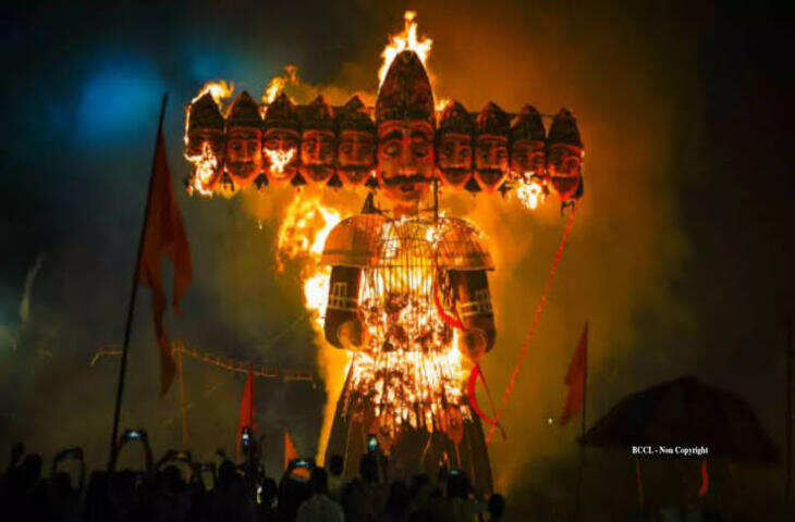 Dussehra 2026: भारत का अनोखा गांव, जहां दशहरे पर नहीं जलाया जाता रावण का पुतला; लोग मानते हैं अपना पूर्वज