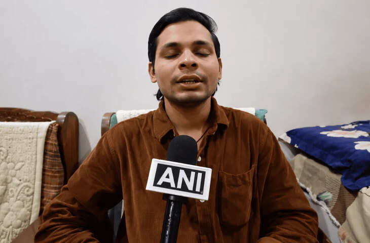 गिरफ्तारी के बाद अदालत में पेश हुए स्वतंत्र भारद्वाज, कोर्ट ने मंजूर की 1 दिन की पुलिस रिमांड