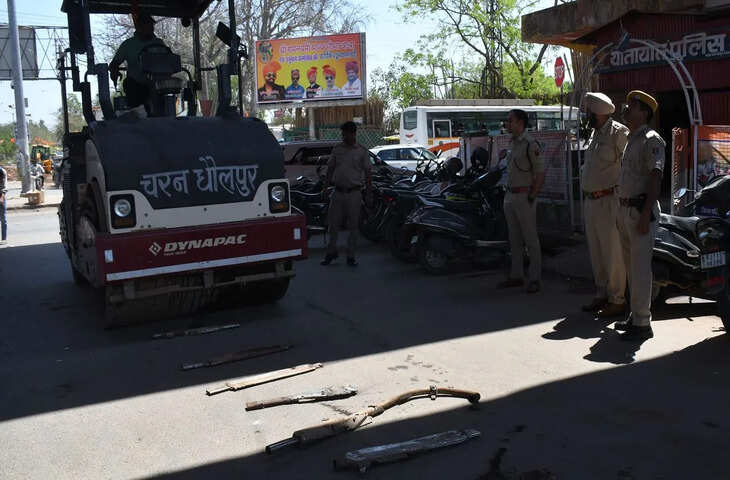 तेज आवाज करने वाले मॉडिफाइड बाइक्स पर पुलिस सख्त, कई वाहन जब्त