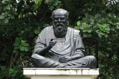 Tamilnadu में पेरियार की मूर्ति को अपवित्र करने के आरोप में हिंदू कार्यकर्ता गिरफ्तार