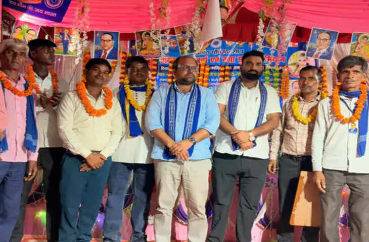 सीतापुर के मिश्रिख में जनसभा, भीम आर्मी के समर्थन में जुटे संगठन के पदाधिकारी