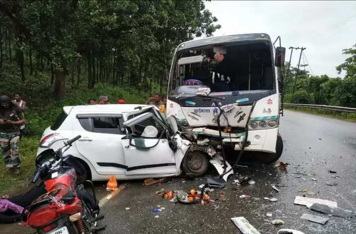 Jamshedpur जमशेदपुर हादसा : चौका-कांद्रा मार्ग पर बस-कार की टक्कर में 3 की मौत