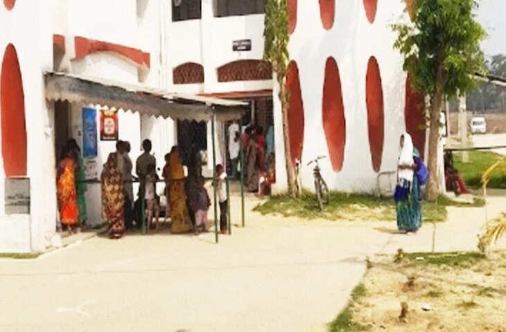 भागलपुर के नाथनगर अस्पताल में लापरवाही का आरोप, अंगूठे की चोट पर घुटने का एक्स-रे लिखने का मामला