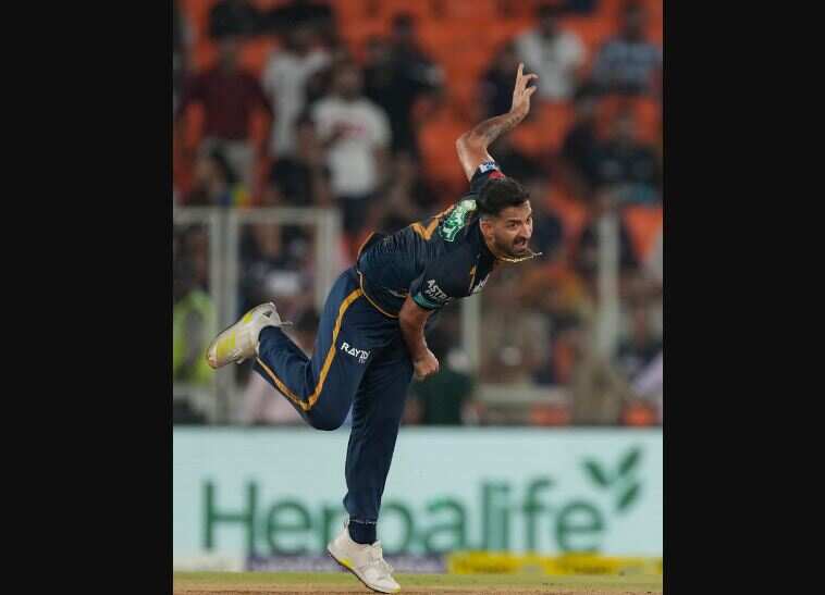 "mohit -1-1-1-111112222" "mohit -1-1-1-1111" "mohit -1-1-1-11111111" "mohit -1-1-1-11111122"