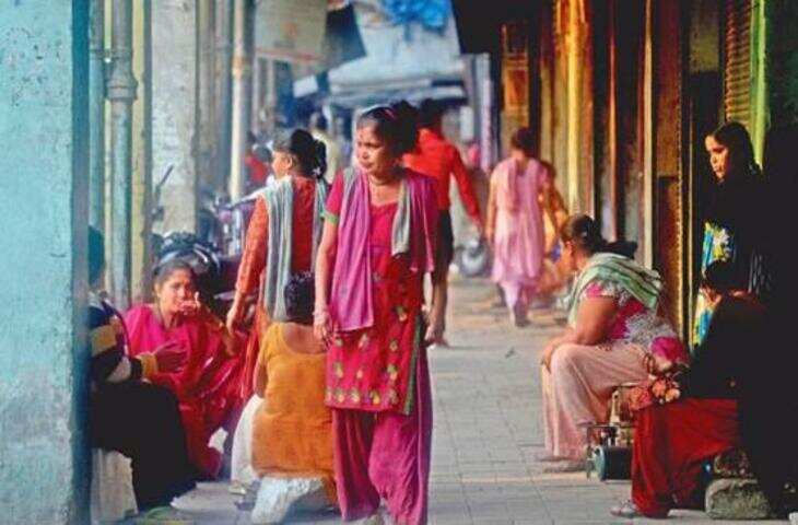 Viral Post: दिल्ली की जीबी रोड को लेकर सोशल मीडिया पोस्ट चर्चा में, महिला की जिंदगी और मजबूरियों पर उठे सवाल