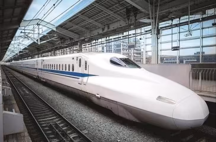 Bullet Train Pilot Jobs: बुलेट ट्रेन चलाने का सपना कैसे होगा पूरा? जानें HSR Pilot बनने की योग्यता और चयन प्रक्रिया