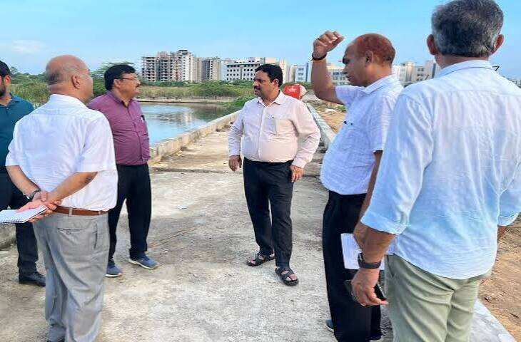 लखनऊ में LDA के जेई समेत 3 लोग 7.50 लाख की रिश्वत लेते गिरफ्तार, विजिलेंस ने रंगे हाथ पकड़ा