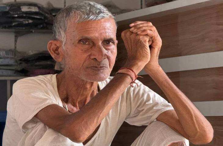 गोरखपुर में 10 साल के मासूम का अपहरण कर कत्ल, घर से महज 20 मीटर दूर पड़ोसी के घर में मिला शव