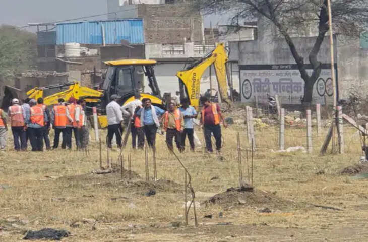 इंदौर में भूमाफिया पर जिला प्रशासन की बड़ी कार्रवाई: सरकारी जमीन पर अवैध कॉलोनी बसाने की साजिश नाकाम, FIR दर्ज