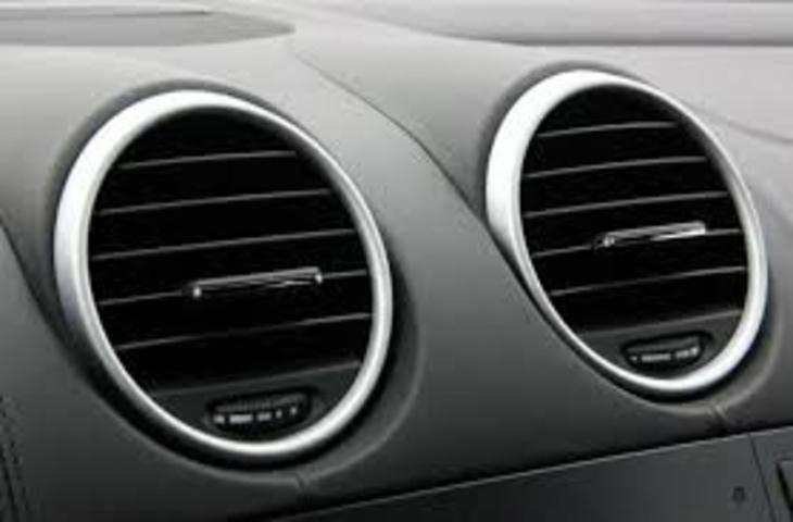 जाने कार का AC या खुले शीशे गर्मियों में गिर सकता हैं आपकी कार का माइलेज,जाने कारण 