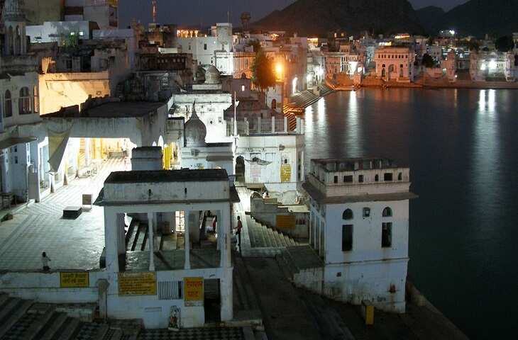 पुष्कर यात्रा के दौरान जरूर करे इन आध्यात्मिक स्थलों का दर्शन, हमेशा के लिए यादगार बन जाएगी यात्रा&nbsp;