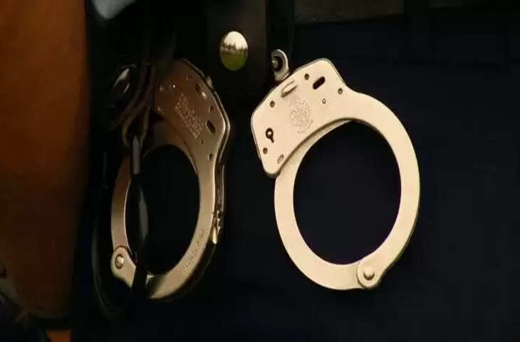 Kanpur &nbsp;सिपाही को पीटने में 10 वकीलों पर एफआईआर, शांतिभंग के आरोपित पर पेशी के दौरान हमला, धक्का-मुक्की