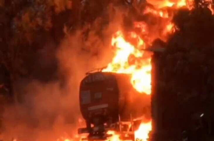 चित्तौड़गढ़-उदयपुर हाईवे पर केमिकल टैंकर बन गया आग का गोला, कैमरे में कैद फुटेज में दिखा दिल दहलाने वाला नजारा