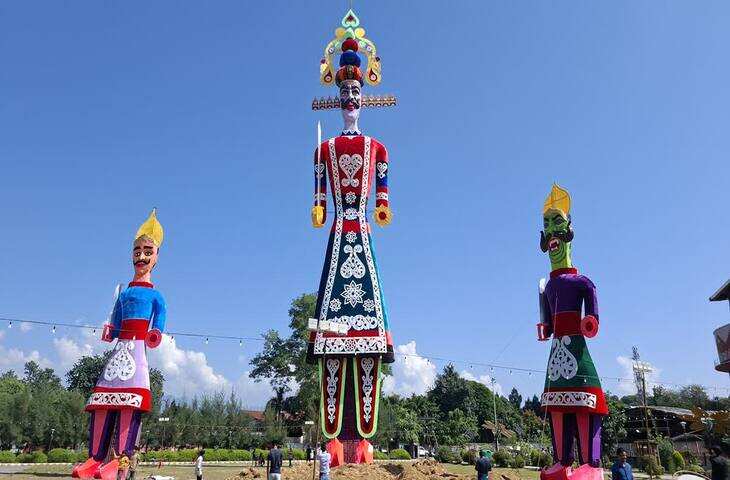 DUSSEHRA SPECIAL: 181 फीट ऊंचे रावण के साथ देहरादून ने रचा इतिहास, दिल्ली की रामलीला में जलेगा अनोखा 'कॉकरोच'
