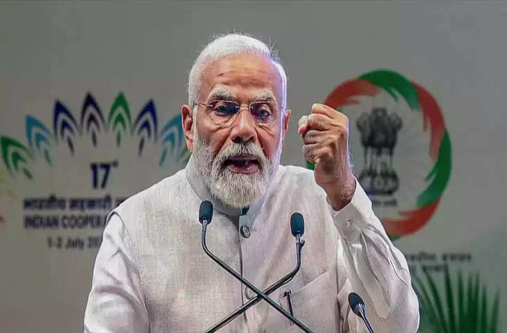 PM Narendra Modi : छोटे गांव से निकलकर राजनीतिक के दिग्गज तक, कुछ ऐसा है पीएम मोदी का राजनीतिक करियर और निजी जीवन