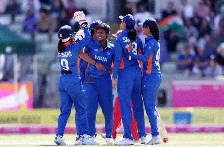 IND VS AUS W0111-