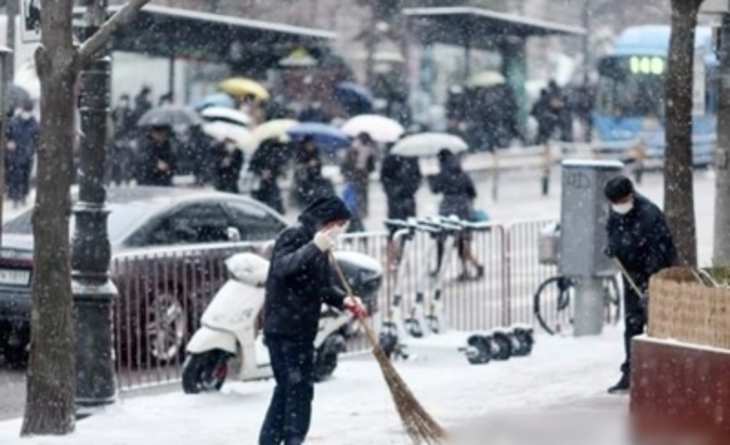 Seoul और आसपास के इलाकों में भारी हिमपात की चेतावनी !