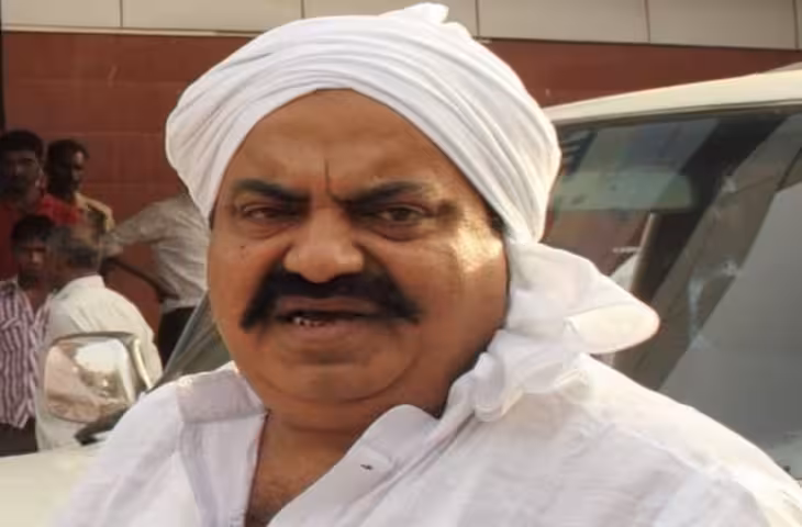 प्रयागराज में अतीक अहमद के करीबियों पर 100 से ज्यादा जमीनों पर कब्जे का आरोप, 10 नामजद के खिलाफ केस