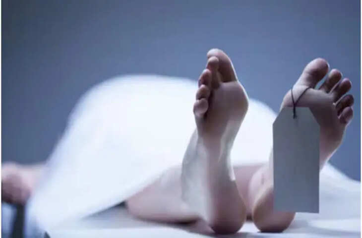 जयपुर में घर से बाहर गई मम्मी... 22 वर्षीय युवती ने कमरे में लगाई फांसी, यूपी के सहारनपुर निवासी है परिवार