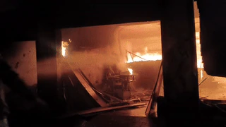 दौसा: मकर संक्रांति पर बड़ा हादसा, दुर्गा मंदिर के पीछे लकड़ी गोदाम में लगी भीषण आग