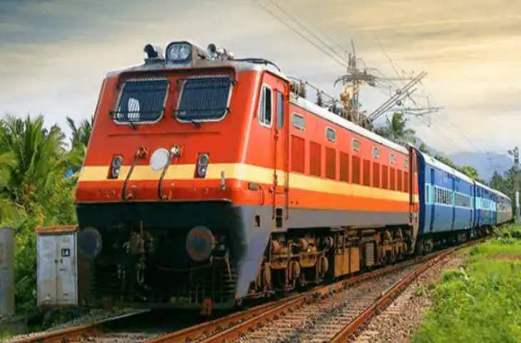 Madhubani जाप नेताओं ने रोकी इंटरसिटी एक्सप्रेस ट्रेन