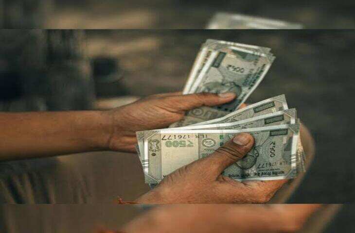 Salary Payment Rules: अब समय पर वेतन देना होगा जरूरी, 7 तारीख के बाद सैलरी रोकी तो हो सकती है कार्रवाई