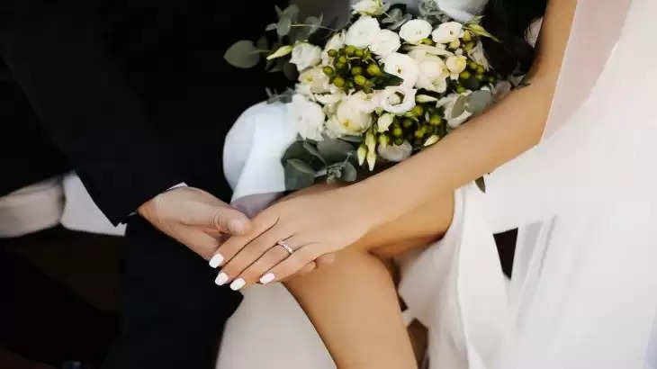 इस देश में शादी करना माना जाता हैं सबसे बड़ा गुनाह, दूल्हा-दुल्हन पर पोत दी जाती है कालिख !