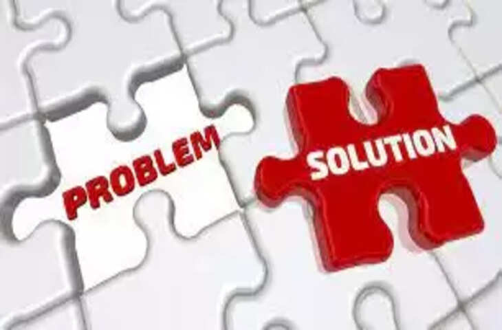 Rohtas आठ करोड़ की लागत से बना नव निर्मित सीएचसी भवन दरका