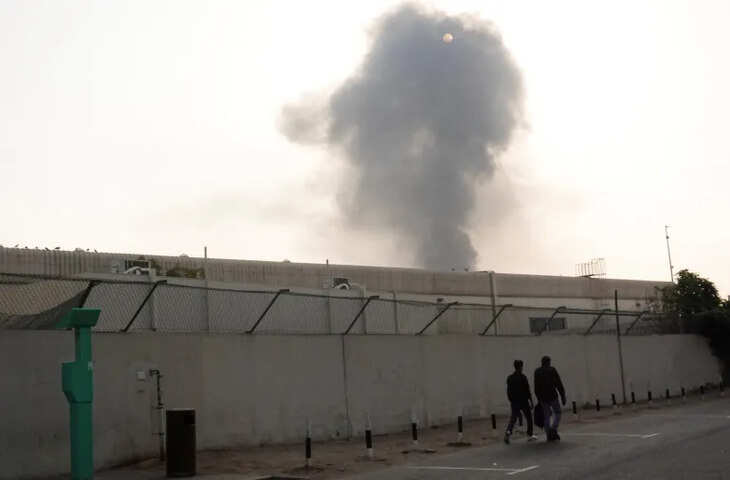 अमेरिका-इज़राइल और ईरान संघर्ष: दुबई एयरपोर्ट पर हमला, फुटेज में देंखे ट्रम्प ने NATO को चेतावनी दी