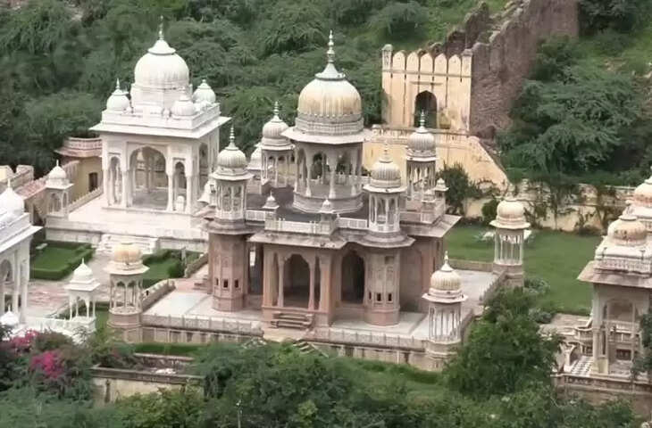 Angry cow attacked firefighter, see what happened next in the video