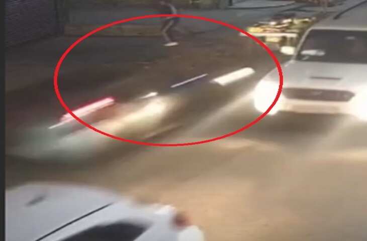 फरीदाबाद में तेज रफ्तार कार ने सब्जी की रेहड़ी उड़ा दी, रेहड़ी वाला बाल-बाल बचा, Video