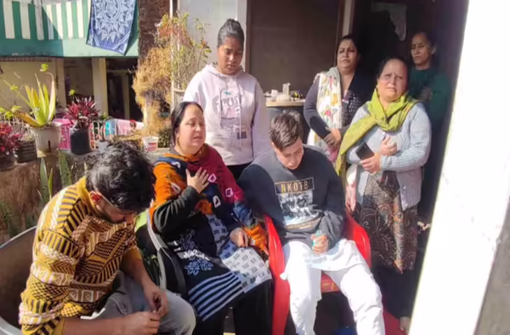 मच्छी बाजार में दिनदहाड़े हुई गुंजन की हत्या, सहेली ने बचाने की कोशिश की