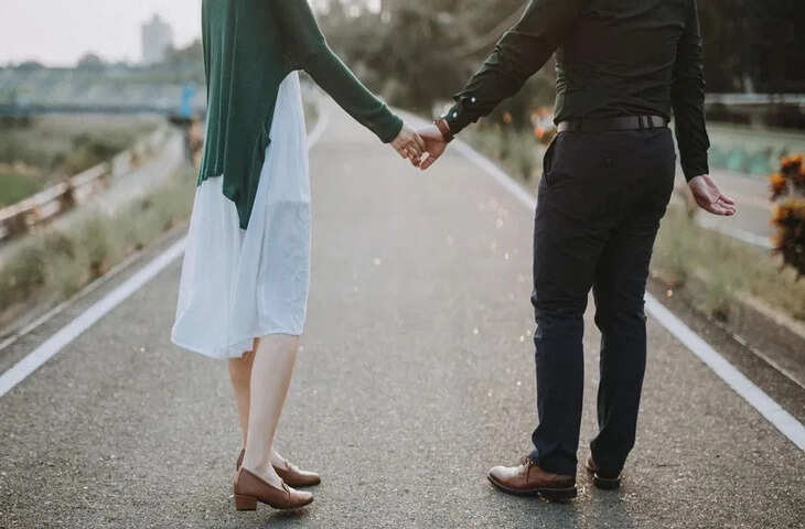 SBI मैनेजर बताकर मैट्रिमोनियल साइट पर लड़की से मिला, गांधी मैदान में मिलने बुलाया और लूटकर हो गया फरार