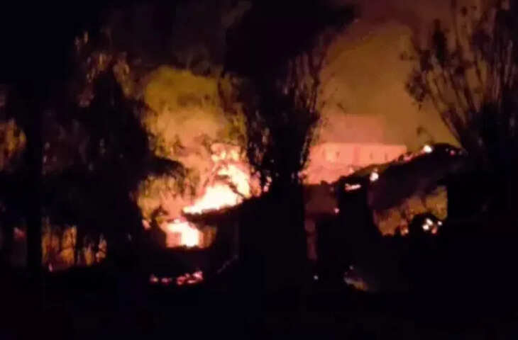 बांसवाड़ा में युवक की हत्या के बाद भीषण हिंसा, कई घरों में आगजनी; पुलिस पर पथराव से तनाव