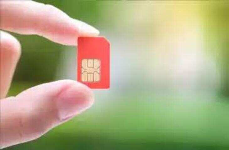 SIM Card Rules: किसी और की ID पर चला रहे हैं SIM तो हो जाएं सावधान, जेल और जुर्माने का है प्रावधान