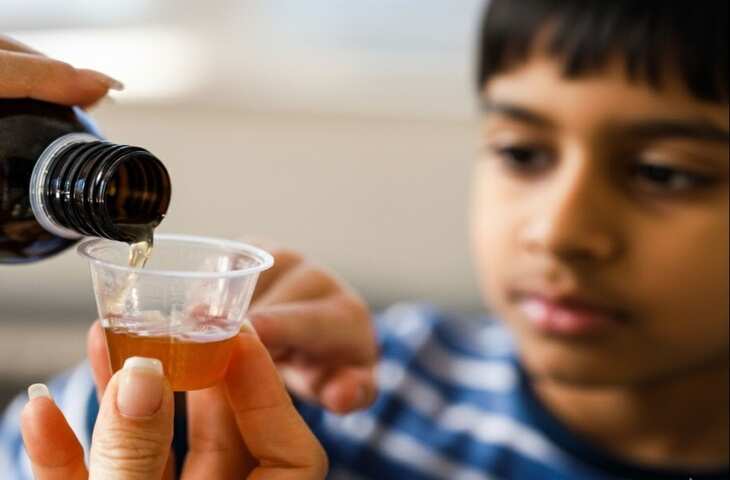 Parents Alert: 4 साल से छोटे बच्चों को न दें ये कफ-कोल्ड दवा! सरकार ने जारी की नई चेतावनी