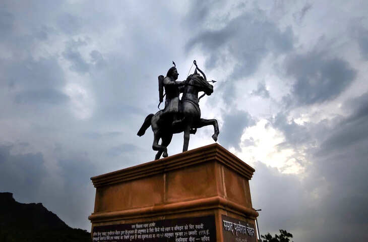 राजस्थान में थमा मानसून, बढ़ी गर्मी-उमस; वीडियो में जाने 16 जुलाई से फिर बारिश की उम्मीद, इन जिलों में बरस सकते हैं बादल